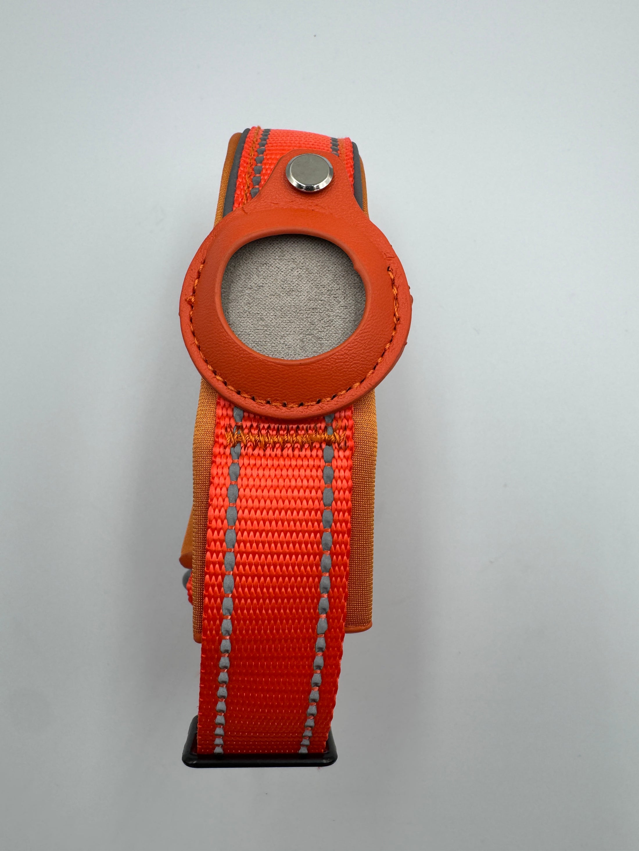 Hundehalsbånd i Nylon og Læder med AirTag Holder